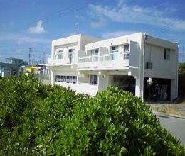 池間の宿『凸凹家』